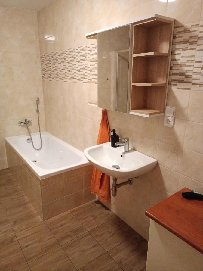 Apartman Stefanikova Zlín Exterior foto